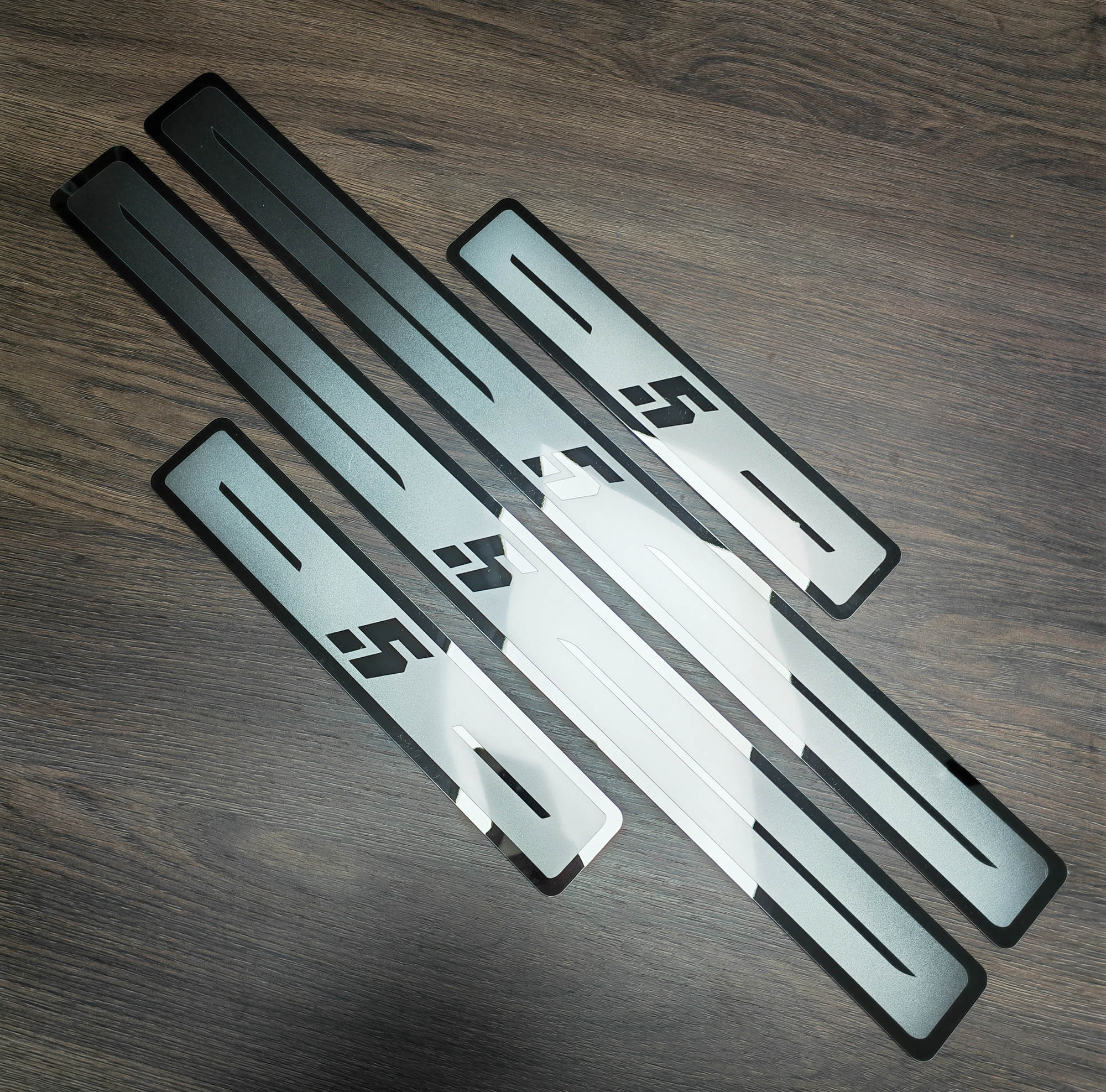 Car Stainless Steel Door Sill  - огляд і ціна Tech Accessories Renault