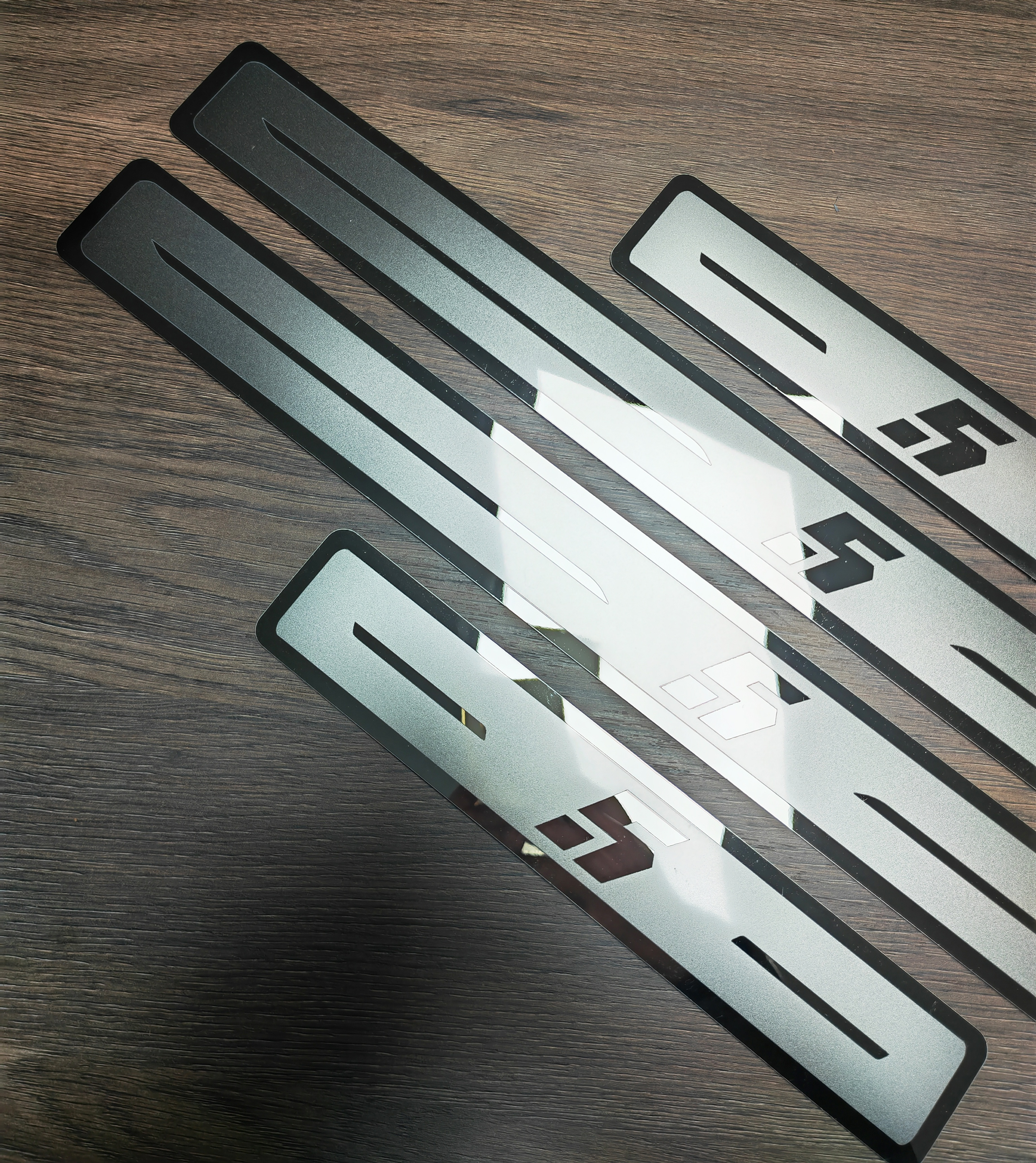 Car Stainless Steel Door Sill  - огляд і ціна Tech Accessories Renault