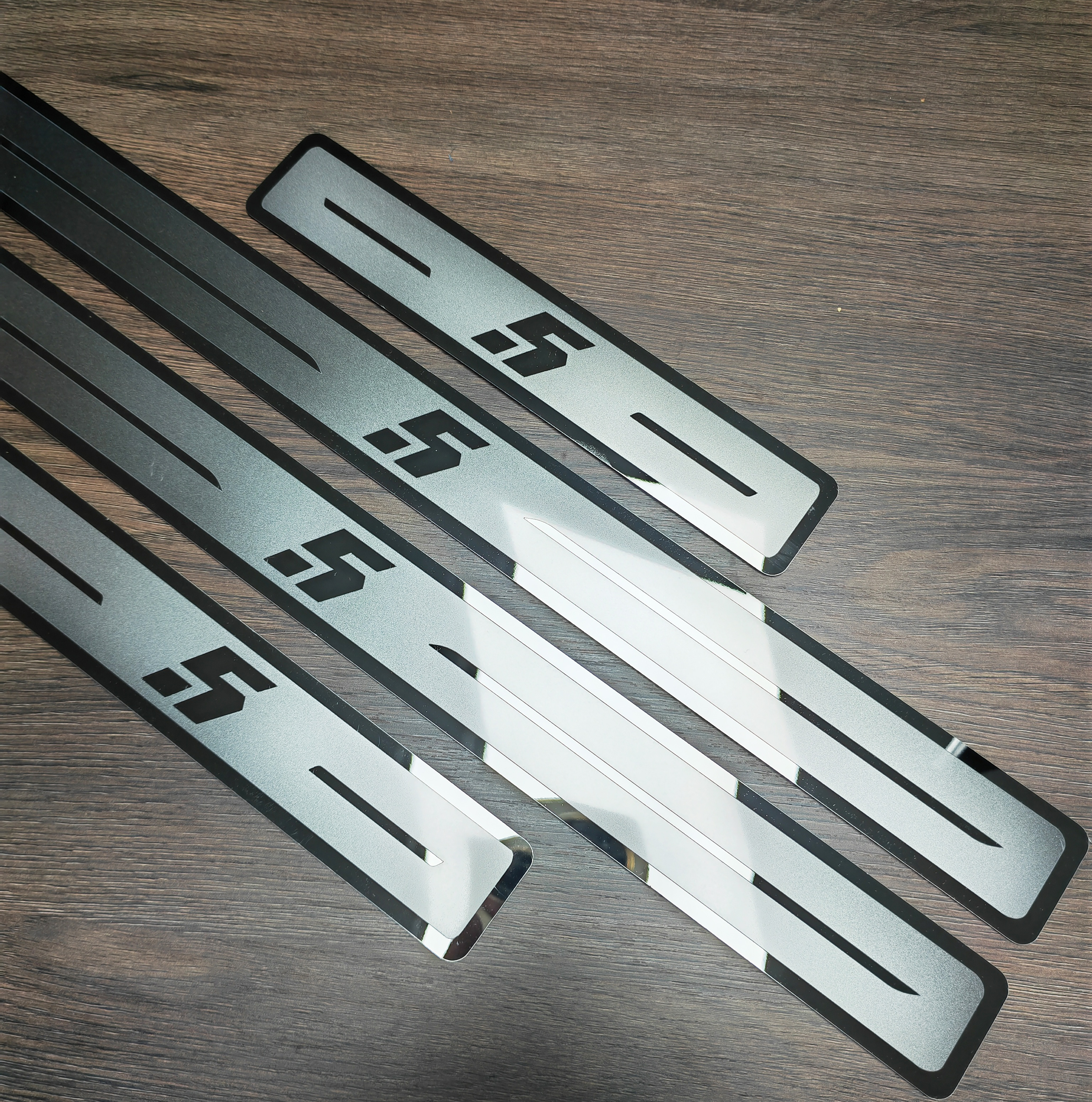Car Stainless Steel Door Sill  - огляд і ціна Tech Accessories Renault